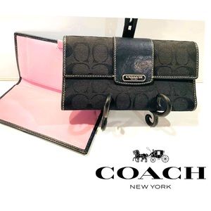 Classic COACH Signature Canvas w/ Kid Leather Interior